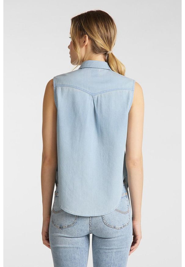 Lee - DAMSKI BEZRĘKAWNIK LEE SLEEVELESS SHIRT STERLING BLUE L45GBINZ 112110251. Długość rękawa: bez rękawów