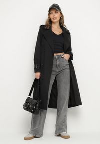 Born2be - Czarny Płaszcz Trencz z Paskiem w Talii i na Rękawach Irimarine. Okazja: na co dzień. Kolor: czarny. Materiał: jeans. Długość rękawa: długi rękaw. Długość: długie. Styl: casual, klasyczny, wizytowy #2