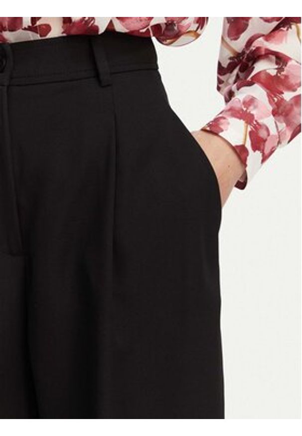 ACCESS FASHION Bermudy 63-5115-183 Czarny Relaxed Fit. Kolor: czarny. Materiał: syntetyk