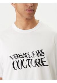 Versace Jeans Couture T-Shirt 80GAHE04 CJ00E Biały Regular Fit. Kolor: biały. Materiał: bawełna #2