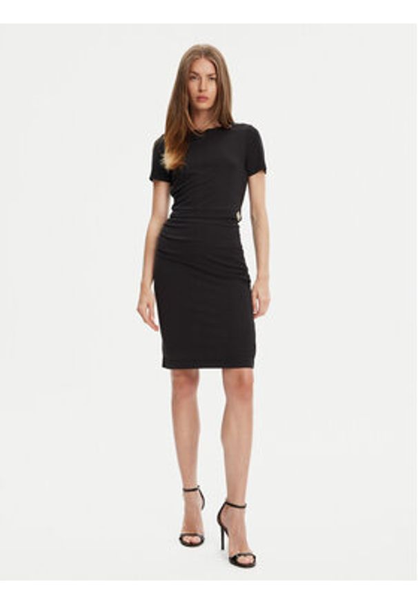 Guess Spódnica mini W5YD64 KAQL2 Czarny Regular Fit. Kolor: czarny. Materiał: wiskoza