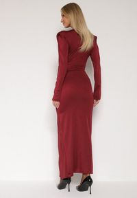 Born2be - Czerwona Elegancka Sukienka z Trenem i Rozcięciem Atissa. Okazja: na imprezę. Kolor: czerwony. Wzór: aplikacja. Styl: elegancki #4