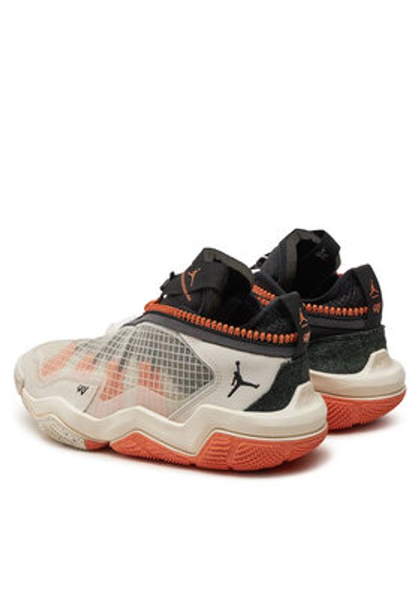 Nike Sneakersy DO7191 002 Beżowy. Kolor: beżowy. Materiał: mesh, materiał