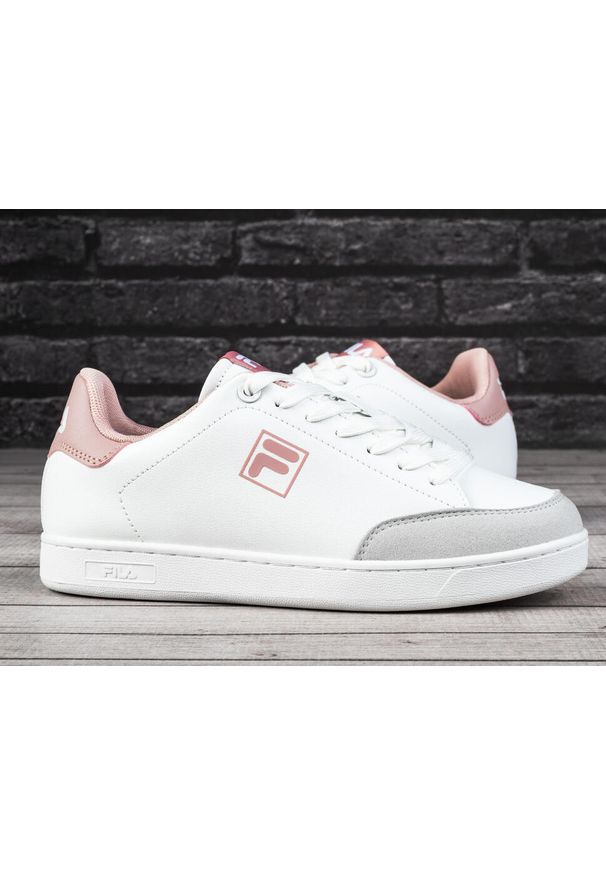 Buty damskie sportowe do chodzenia Fila COURTBAY WMN. Kolor: biały, wielokolorowy, różowy. Sport: turystyka piesza