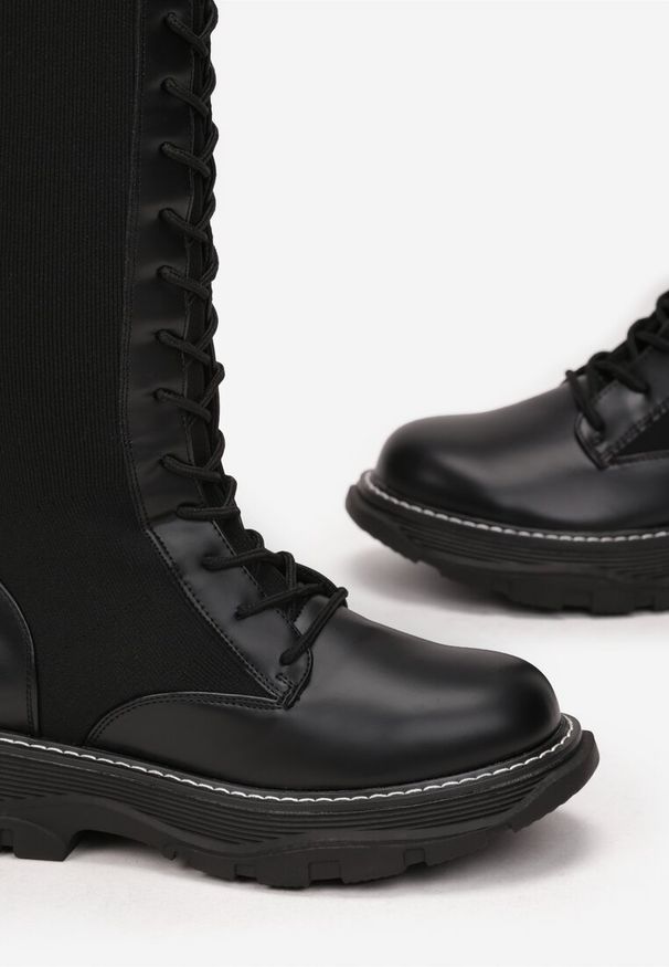 Renee - Czarne Kozaki Workery z Elastyczną Cholewką Sznurowane Isdrishe. Wysokość cholewki: przed kolano. Kolor: czarny. Materiał: jeans, materiał. Szerokość cholewki: normalna. Sezon: jesień