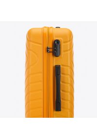 Wittchen - Średnia walizka z ABS-u z geometrycznym tłoczeniem pomarańczowa. Kolor: pomarańczowy. Materiał: poliester. Wzór: geometria #3