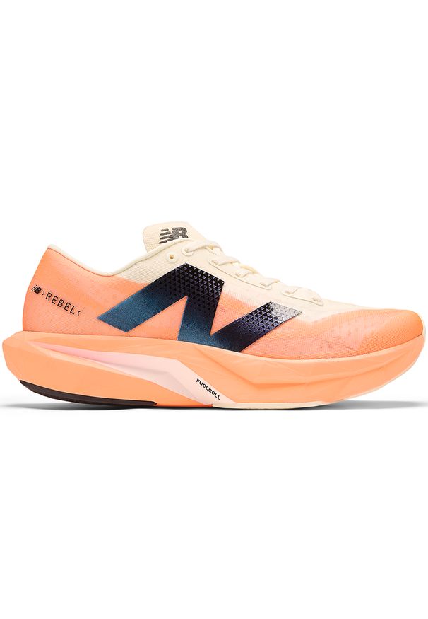 Buty męskie New Balance FuelCell Rebel v4 MFCXCO4 – pomarańczowe. Okazja: na co dzień. Kolor: pomarańczowy. Materiał: materiał, syntetyk, guma. Szerokość cholewki: normalna. Sport: fitness, bieganie