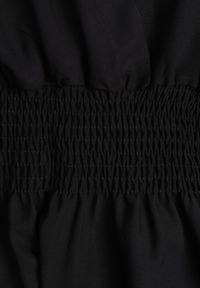 Renee - Czarna Sukienka Thesarpia. Kolor: czarny. Materiał: tkanina, wiskoza. Długość rękawa: na ramiączkach. Wzór: gładki, jednolity. Typ sukienki: kopertowe. Styl: klasyczny. Długość: maxi #8