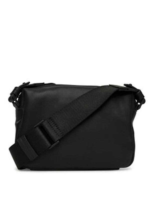 Calvin Klein Saszetka Ck Must Mono Camera Bag LV04D3088G Czarny. Kolor: czarny. Materiał: skóra