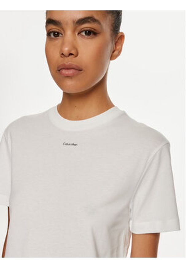 Calvin Klein T-Shirt Nano Logo K20K207519 Biały Regular Fit. Kolor: biały. Materiał: bawełna
