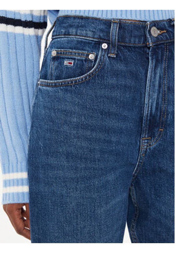 Tommy Jeans Jeansy DW0DW19244 Niebieski Mom Fit. Kolor: niebieski
