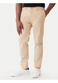 Guess Jeans Chinosy M4YB33 WGB5A Beżowy Regular Fit. Kolor: beżowy. Materiał: bawełna #1
