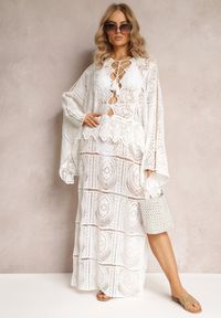 Renee - Biała Szydełkowa Sukienka Maxi z Wycięciami i Wiązaniem Upenna. Kolor: biały. Materiał: bawełna, tkanina. Wzór: aplikacja. Styl: elegancki. Długość: maxi #3