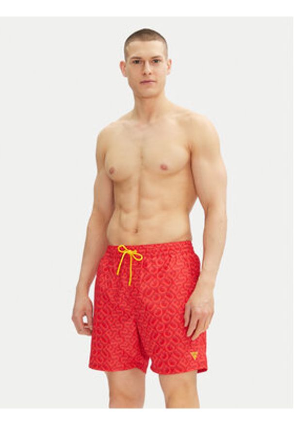 Guess Szorty kąpielowe F4GT06 WG2A2 Czerwony Regular Fit. Kolor: czerwony. Materiał: syntetyk