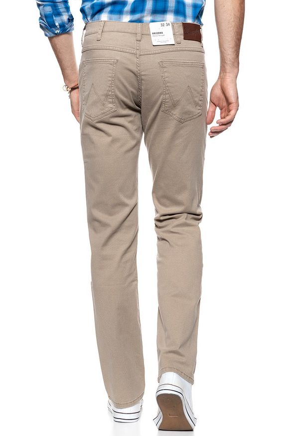 Wrangler - WRANGLER SPODNIE MĘSKIE ARIZONA DESERT TAUPE W12OSJ227 112126455