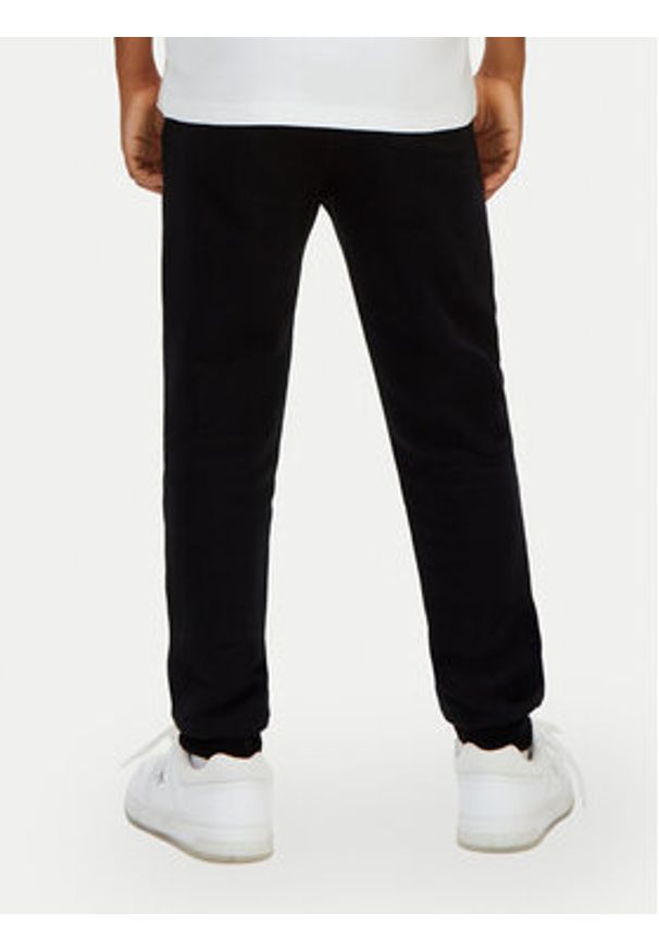 Calvin Klein Jeans Spodnie dresowe Mini Badge LV1CKSJC53 Czarny Regular Fit. Kolor: czarny. Materiał: bawełna