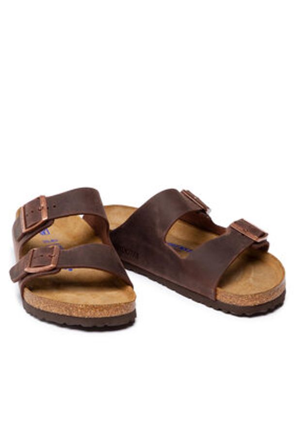 Birkenstock Klapki Arizona Bs 0452761 Brązowy. Kolor: brązowy. Materiał: nubuk, skóra