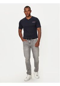 Guess Jeans T-Shirt M4YI50 K8HM0 Granatowy Slim Fit. Kolor: niebieski. Materiał: bawełna #5