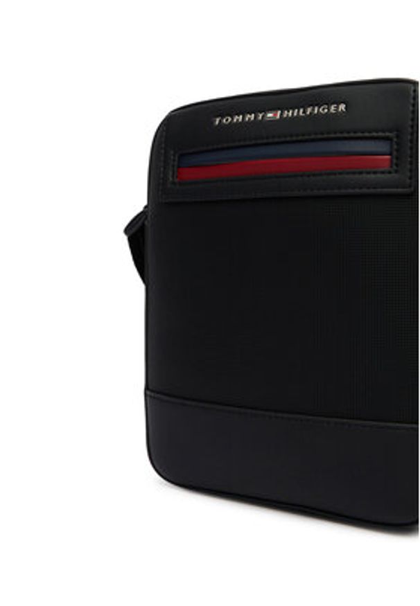 TOMMY HILFIGER - Tommy Hilfiger Saszetka Th Foundaiton Mini Reporter AM0AM14156 Czarny. Kolor: czarny. Materiał: skóra