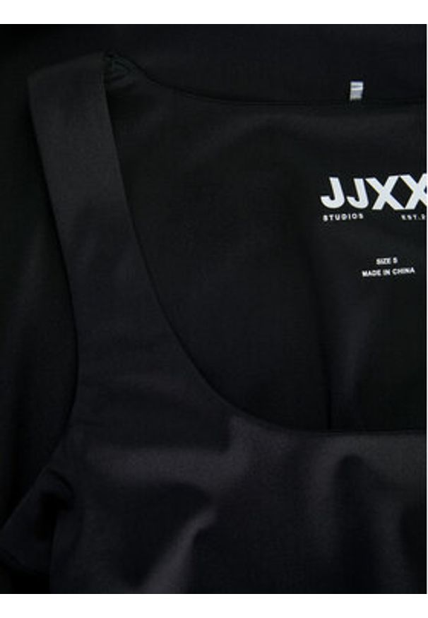 JJXX Sukienka codzienna Saga 12255286 Czarny Slim Fit. Okazja: na co dzień. Kolor: czarny. Materiał: syntetyk. Typ sukienki: proste. Styl: casual