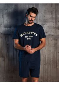 Sinsay - Piżama dwuczęściowa - granatowy. Kolor: niebieski. Długość: krótkie. Wzór: napisy #1