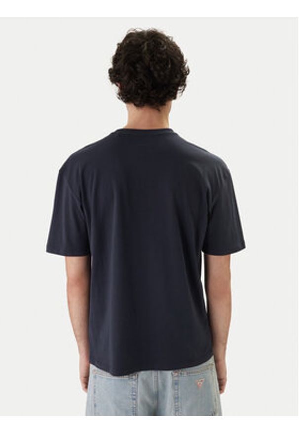 Guess T-Shirt F6GI11 K8HM4 Granatowy Regular Fit. Kolor: niebieski. Materiał: bawełna
