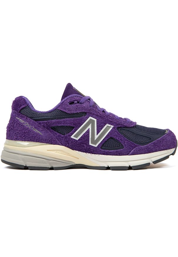 Buty unisex New Balance U990TB4 – fioletowe. Okazja: na co dzień. Kolor: fioletowy. Materiał: skóra, guma. Szerokość cholewki: normalna. Sport: turystyka piesza