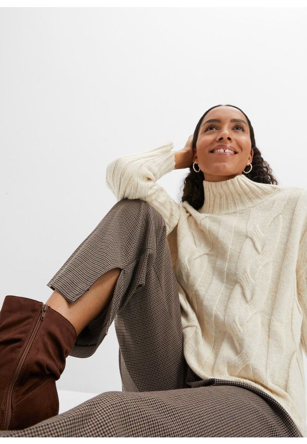 bonprix - Spodnie w kratę, z zakładkami poniżej talii i odpinanym łańcuszkiem. Kolor: brązowy. Wzór: nadruk