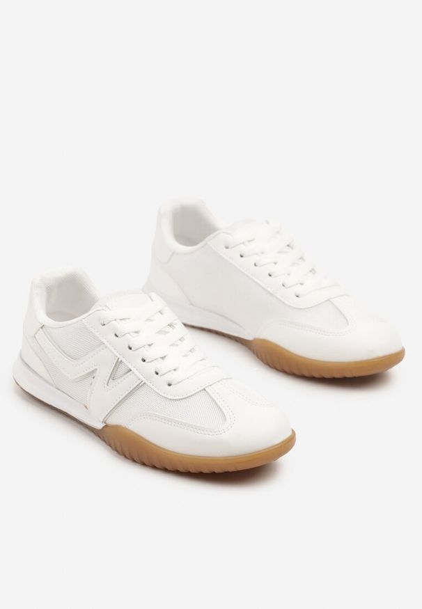 Renee - Białe Sneakersy Klasyczne Tenisówki Istia. Kolor: biały. Materiał: jeans