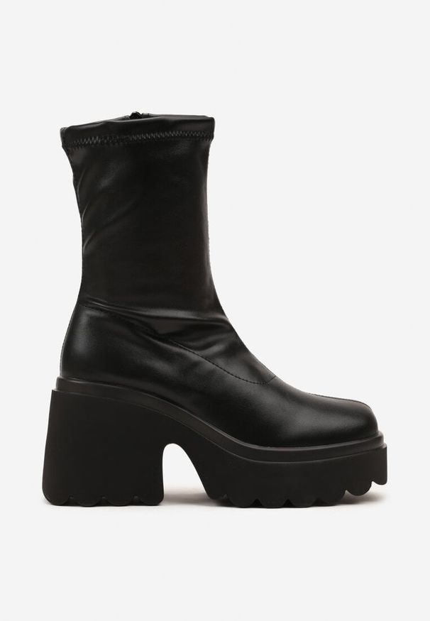 Renee - Czarne Przylegające Botki Vices w Stylu Grunge na Słupku z Ociepleniem Falarina. Okazja: na randkę. Kolor: czarny. Materiał: satyna, skóra, jeans, futro. Obcas: na słupku. Wysokość obcasa: średni