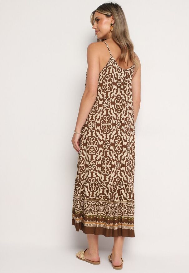 Born2be - Brązowa Bawełniana Sukienka o Rozkloszowanym Kroju na Cienkich Ramiączkach Nellarra. Kolor: brązowy. Materiał: bawełna. Długość rękawa: na ramiączkach. Sezon: lato. Styl: elegancki