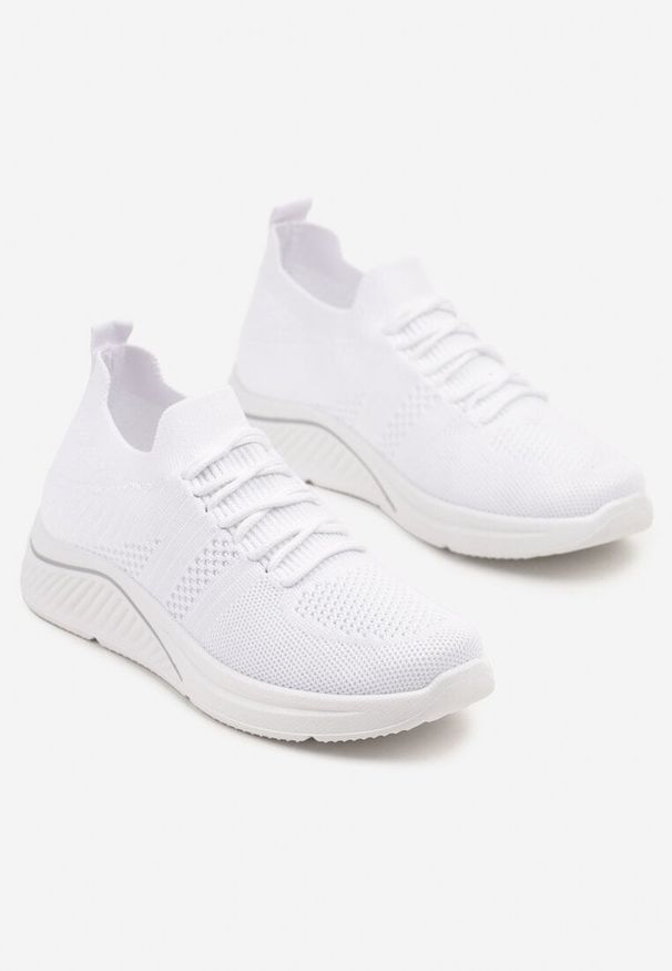 Born2be - Białe Buty Sportowe Sneakersy z Siateczki na Ozdobnej Podeszwie Ivelloti. Okazja: na co dzień. Kolor: biały. Materiał: jeans. Szerokość cholewki: normalna