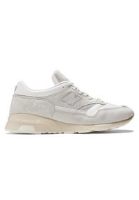 Buty męskie New Balance U1500WSB – białe. Kolor: biały. Materiał: zamsz, skóra. Szerokość cholewki: normalna. Sezon: lato #1