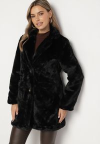 Born2be - Czarny Futerkowy Płaszcz Jednorzędowy z Kieszeniami i Eleganckim Kołnierzem Daienna. Kolor: czarny. Materiał: jeans. Styl: elegancki #1