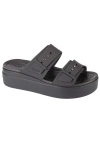 Klapki Crocs Brooklyn Low Wedge Sandal 207431-001 czarne. Kolor: czarny. Wzór: paski. Obcas: na koturnie. Wysokość obcasa: średni #5