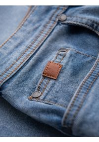 Ombre Clothing - Denimowe męskie szorty o klasycznym kroju – jasnoniebieskie V2 - Rozmiar: M. Kolor: niebieski. Materiał: jeans, elastan, skóra, bawełna. Wzór: aplikacja. Sezon: lato. Styl: klasyczny #7
