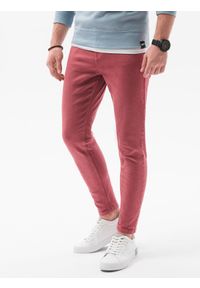 Ombre Clothing - Spodnie męskie jeansowe o kroju SLIM FIT P1058 - czerwone - XXL. Okazja: na co dzień. Kolor: czerwony. Materiał: jeans. Wzór: gładki. Styl: sportowy, casual, elegancki #1