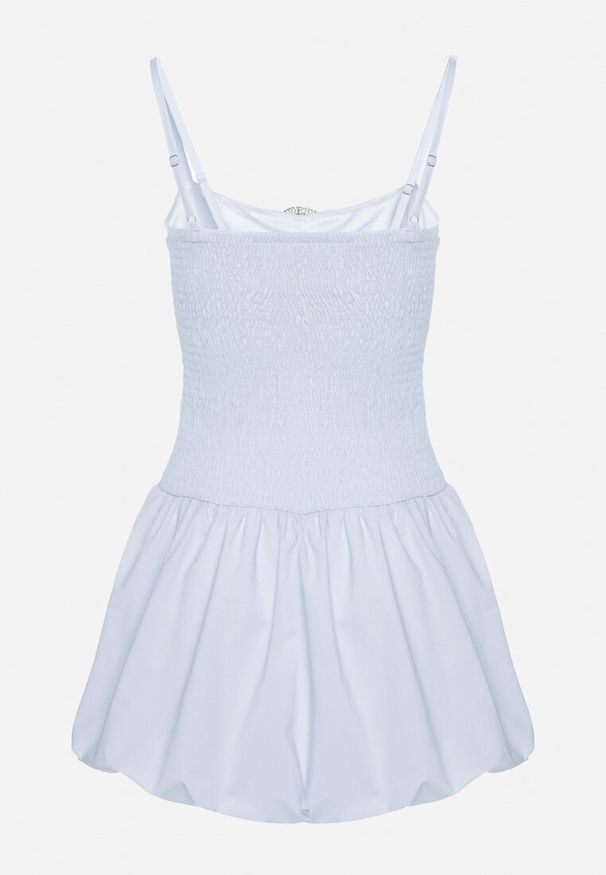 Born2be - Jasnoniebieska Sukienka Typu Bombka z Cyrkoniową Klamrą z Podszewką Typu Szorty Nessim. Okazja: na imprezę. Kolor: niebieski. Długość rękawa: na ramiączkach. Sezon: lato. Typ sukienki: bombki. Styl: elegancki