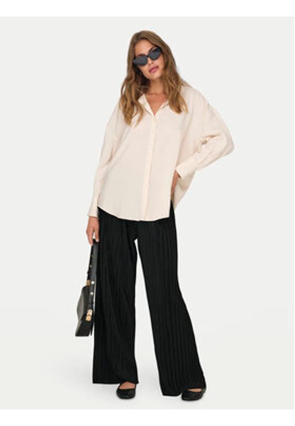 only - ONLY Spodnie materiałowe Ravenna 15318505 Czarny Regular Fit. Kolor: czarny. Materiał: syntetyk