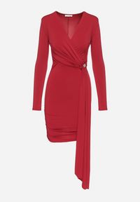 Born2be - Bordowa Asymetryczna Sukienka z Kopertowym Dekoltem Ozdobiona Klamrą z Cyrkoniami Sewirra. Okazja: na co dzień. Kolor: czerwony. Wzór: aplikacja. Typ sukienki: kopertowe, asymetryczne. Styl: casual, wizytowy #3