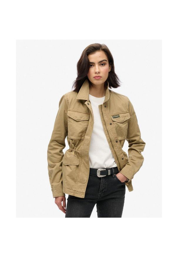 Superdry - Kurtka Militarna M65 SUPERDRY. Kolor: brązowy. Długość rękawa: długi rękaw. Wzór: moro. Styl: militarny