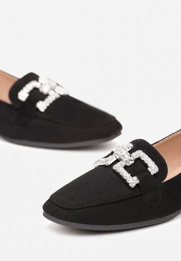 Born2be - Czarne Mokasyny z Metalową Ozdobą w Cyrkonie Balki. Kolor: czarny. Wzór: aplikacja