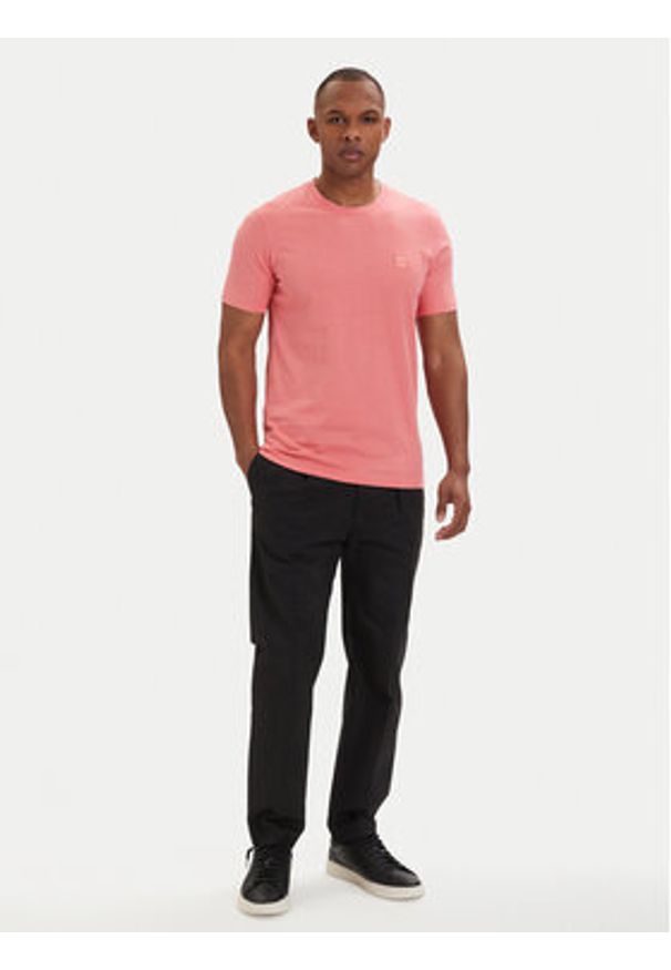 BOSS T-Shirt Tales 50508584 Czerwony jasny Regular Fit. Kolor: czerwony. Materiał: bawełna