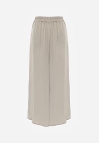 Born2be - Jasnozielone Szerokie Spodnie z Gumką w Pasie Agate. Kolor: zielony. Materiał: wiskoza #5