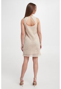 Twinset Milano - Sukienka ażurowa mini TWINSET. Wzór: ażurowy. Długość: mini