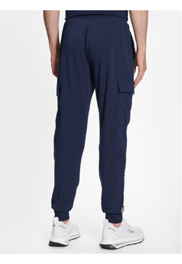 EA7 Emporio Armani Spodnie dresowe 3RPP55 PJLIZ 1554 Granatowy Regular Fit. Kolor: niebieski. Materiał: bawełna, syntetyk