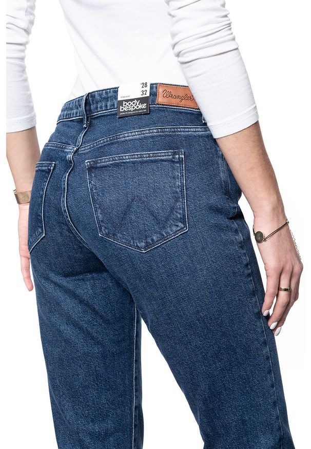 Wrangler - SPODNIE DAMSKIE WRANGLER STRAIGHT NIGHTFALL W28TWB96U 112128533