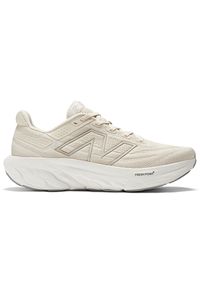 Buty do biegania męskie New Balance Fresh Foam 1080 v13 M108013T – beżowe. Okazja: na co dzień. Kolor: beżowy. Materiał: materiał, guma. Szerokość cholewki: normalna. Wzór: geometria. Sport: fitness, bieganie