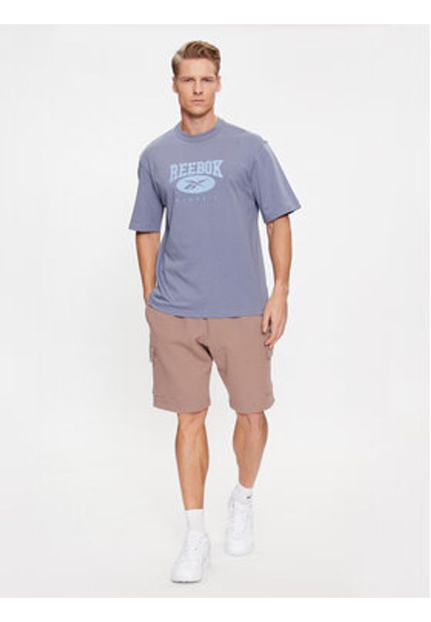 Reebok T-Shirt Archive Essentials IK6123 Niebieski Regular Fit. Kolor: niebieski. Materiał: bawełna