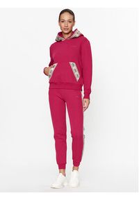 Guess Spodnie dresowe Britney V2YB15 KB3P2 Różowy Regular Fit. Kolor: różowy. Materiał: bawełna, dresówka, syntetyk #2